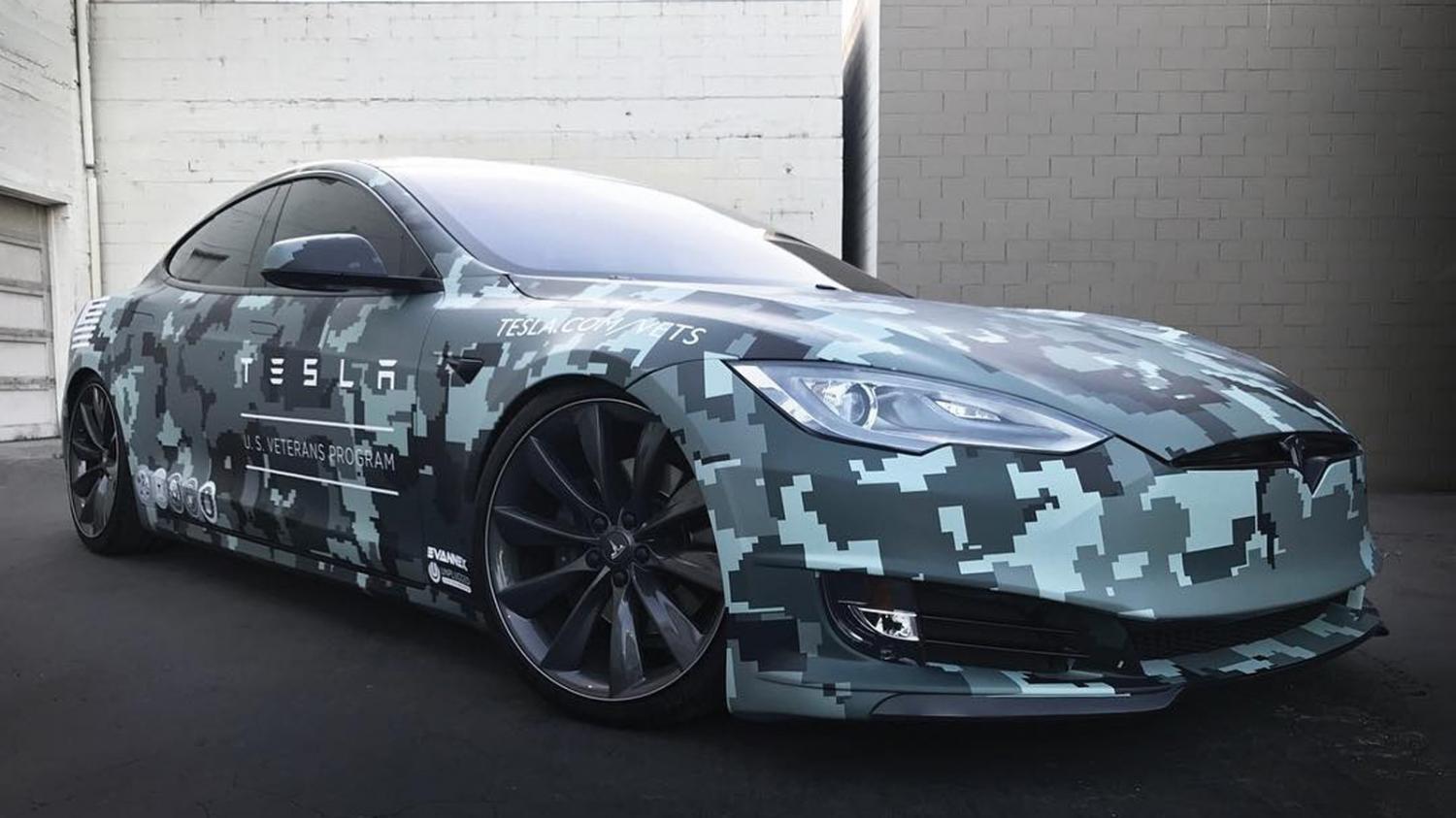 Компания Tesla представила необычную версию седана Model S