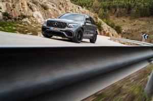 фото 2017 Mercedes-AMG GLC63 S 4Matic+