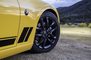 2017 Nissan 370Z Heritage Edition