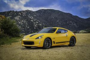 2017 Nissan 370Z Heritage Edition