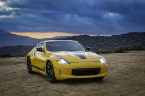2017 Nissan 370Z Heritage Edition
