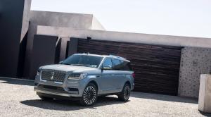 2017 Lincoln Navigator Black Label
