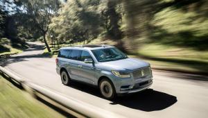 2017 Lincoln Navigator Black Label