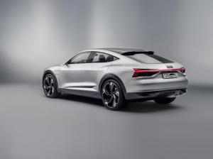 2017 Audi e-tron Sportback Concept