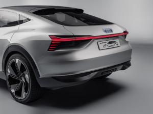 2017 Audi e-tron Sportback Concept