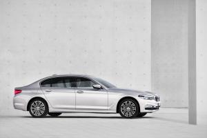2017 BMW 530Li Luxury Line