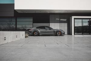 2017 Porsche Panamera Grand GT by Techart