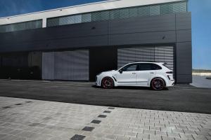 2017 Porsche Cayenne Magnum Sport 30 Years by TechArt