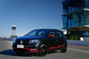 2017 Renault Sandero R.S. 2.0 Racing Spirit