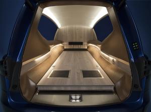 2017 Tesla Model S E by Binz