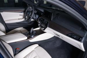 2017 BMW 540i in Carbon Black M Performance by Abu Dhabi Motors