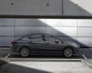 2017 Peugeot 408