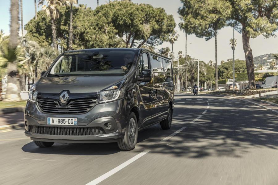 У Renault Trafic появилась премиальная модификация SpaceClass