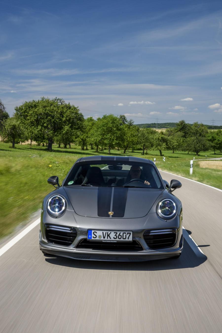 Представлено эксклюзивное купе Porsche 911 Turbo S Exclusive Series