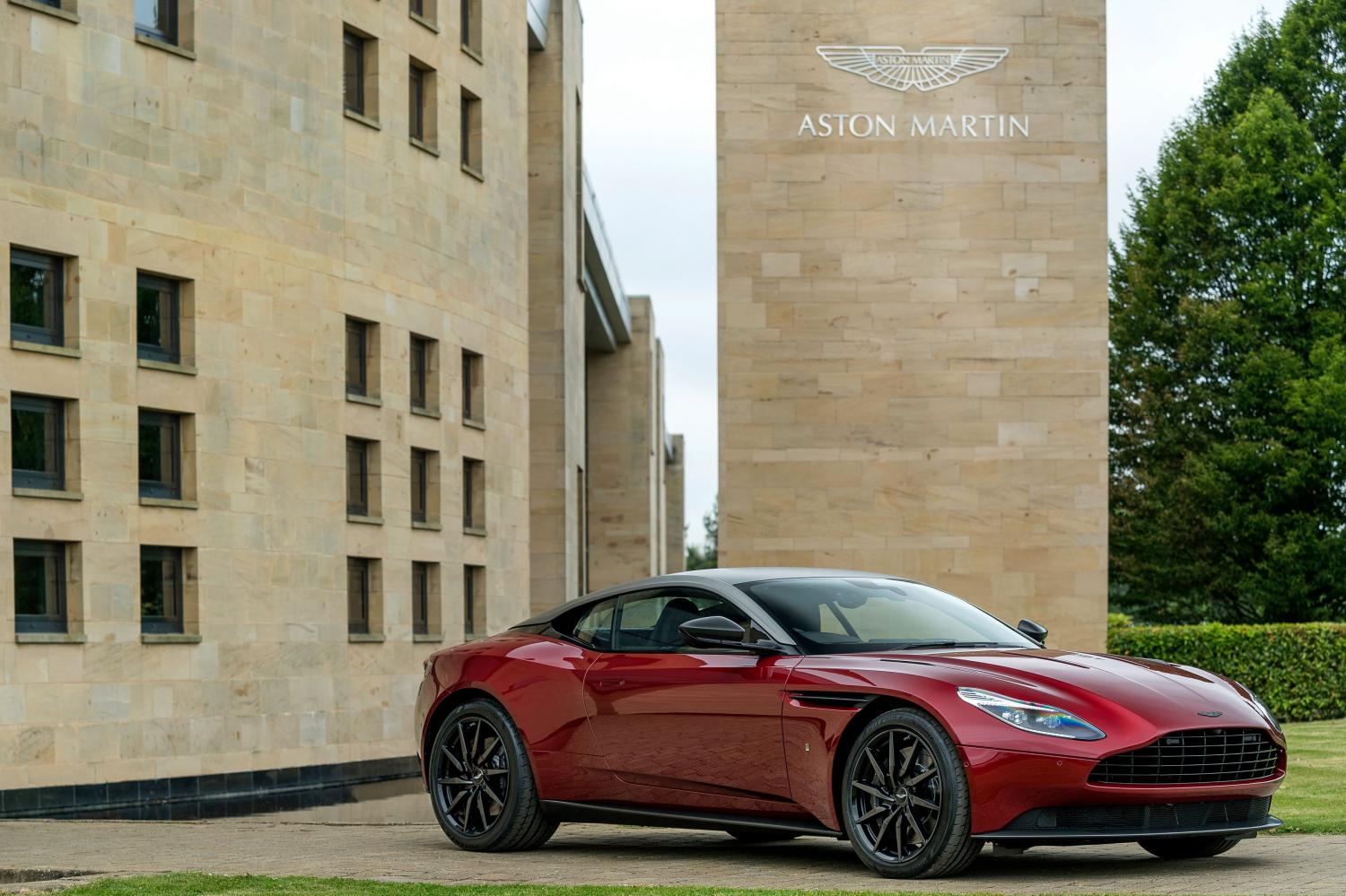 Рассекречено эксклюзивное купе Aston Martin Henley Royal Regatta DB11 by Q