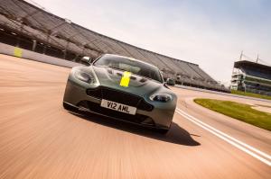 2017 Aston Martin V12 Vantage AMR