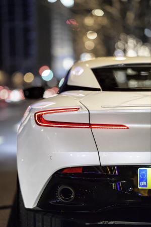 2017 Aston Martin DB11 V8