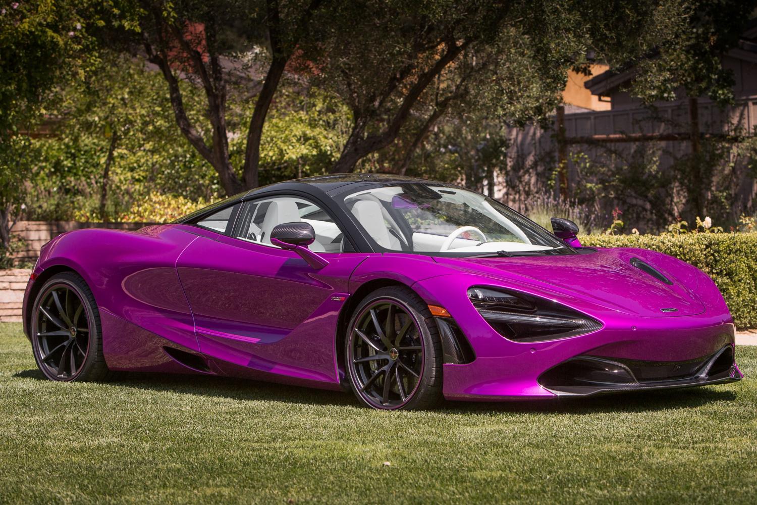 McLaren окрасил суперкар 720S в розовый цвет от Rolls-Royce
