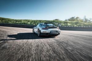 2017 Porsche 911 GT2 RS