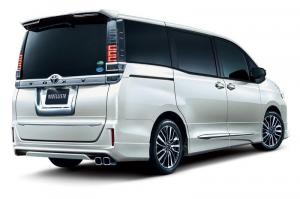 2017 Toyota Voxy by Modellista