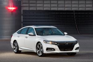 Официально представлен седан Honda Accord нового поколения