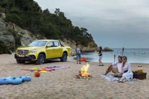 2017 Mercedes-Benz X-Class Progressive
