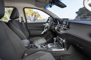 2017 Mercedes-Benz X-Class Progressive