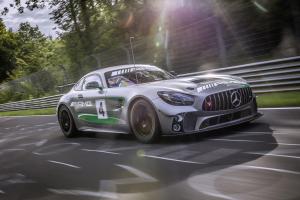 2017 Mercedes-AMG GT4