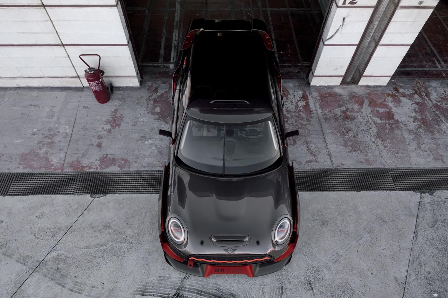 Экстремальное мини. Mini John Cooper works GP Concept.