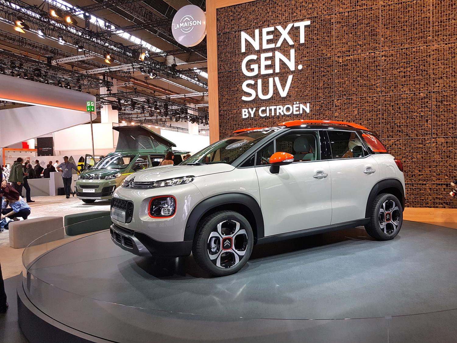 Citroen показал автомобиль для молодых европейцев