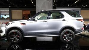 2017 Land Rover Discovery SVX