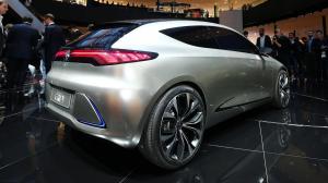 2017 Mercedes-Benz Concept EQA