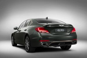2017 Genesis G70