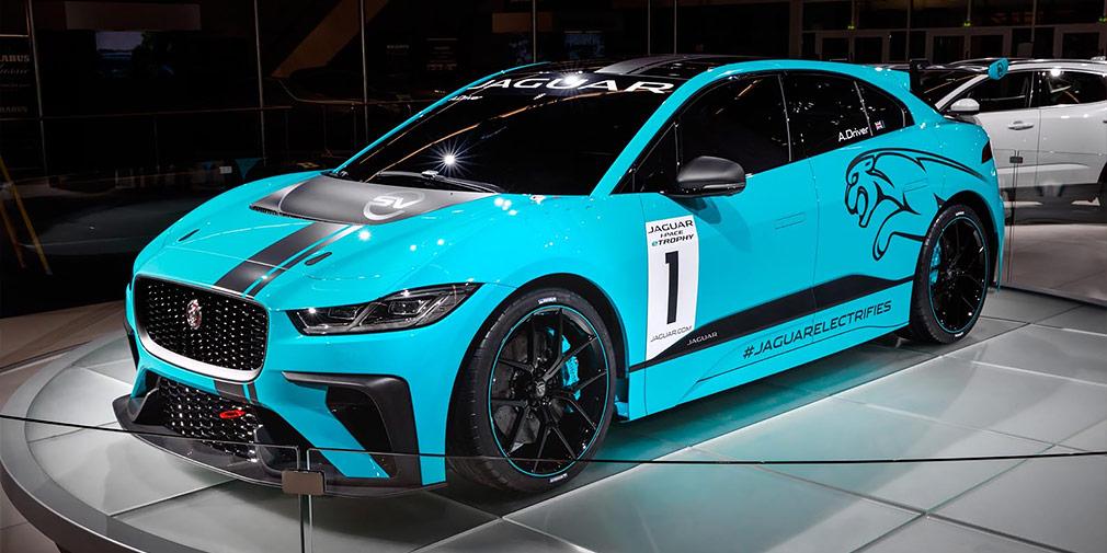 Кроссовер Jaguar I-Pace обернулся гоночным автомобилем