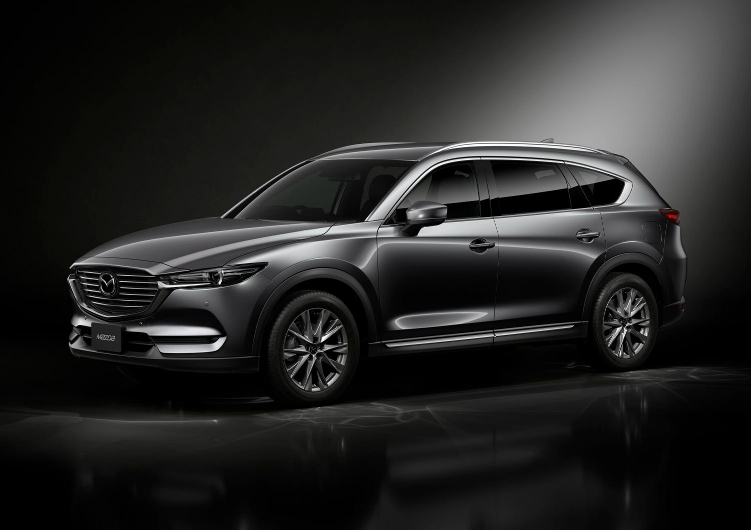 Mazda рассекретила новый семиместный кроссовер CX-8