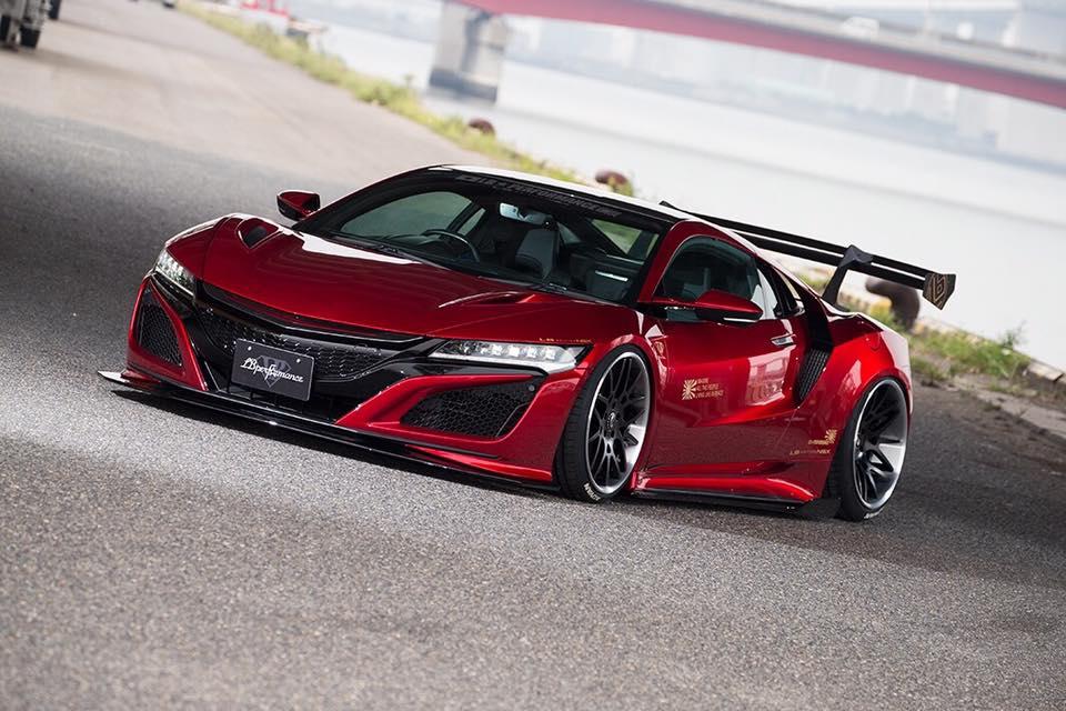 Суперкар Honda NSX нового поколения преобразился в ателье Liberty Walk