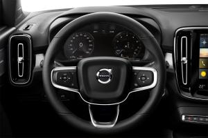 2017 Volvo XC40 T5
