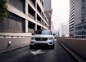 2017 Volvo XC40 T5 R-Design