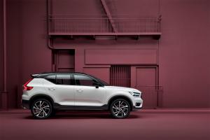 2017 Volvo XC40 T5 R-Design