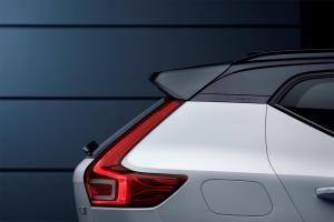 2017 Volvo XC40 T5 R-Design
