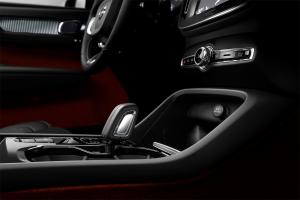 2017 Volvo XC40 T5 R-Design