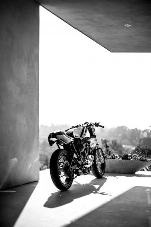 1978 Triumph T140 by Deus Customs
