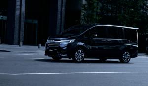 2017 Honda StepWGN Spada