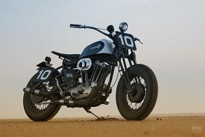 Hoxton Moto: бич-рейсер Harley-Davidson Ironhead Sportster XLCH