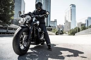 2018 Triumph Bonneville Bobber Black