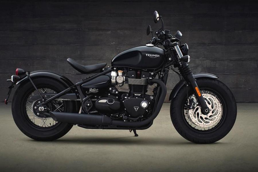 Black sales bobber triumph