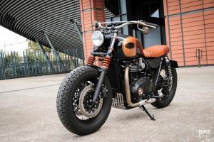 2017 Triumph Bonneville T120 Black by BAAK Motocyclettes