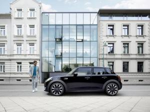 2017 Mini Cooper 5-door Blackfriars