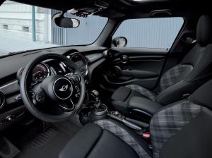 2017 Mini Cooper 5-door Blackfriars