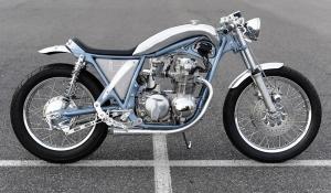 1976 Honda CB550 Bikini by Kirill Dumbulev